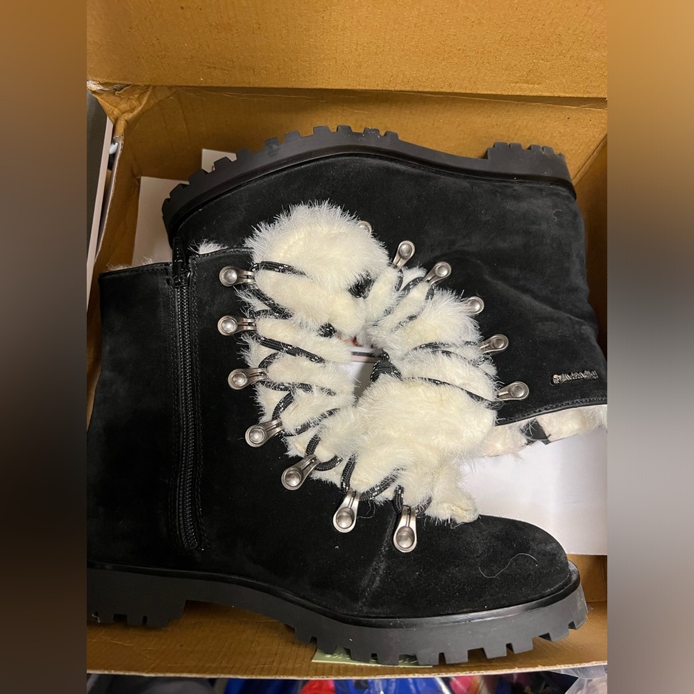 Black suede fur snow boots